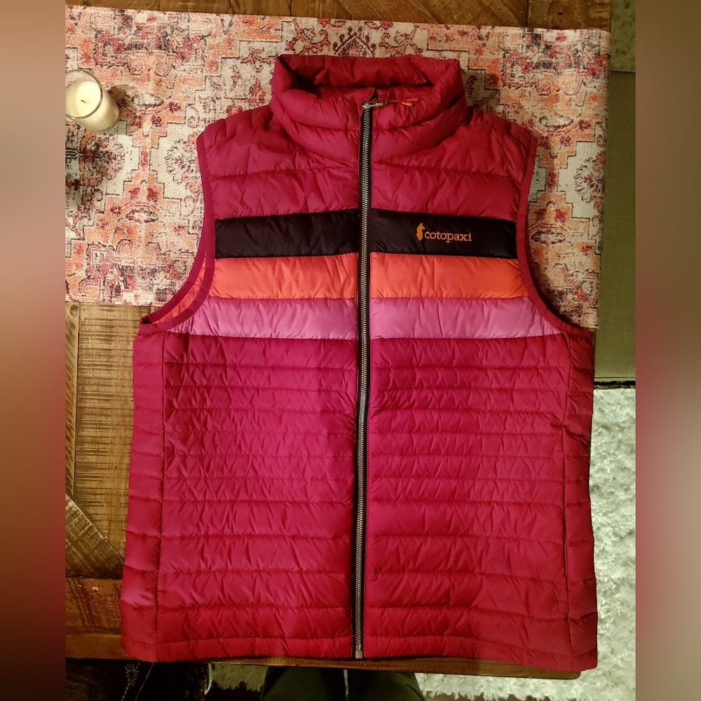 Cotopaxi Fuego puffer vest women's medium m